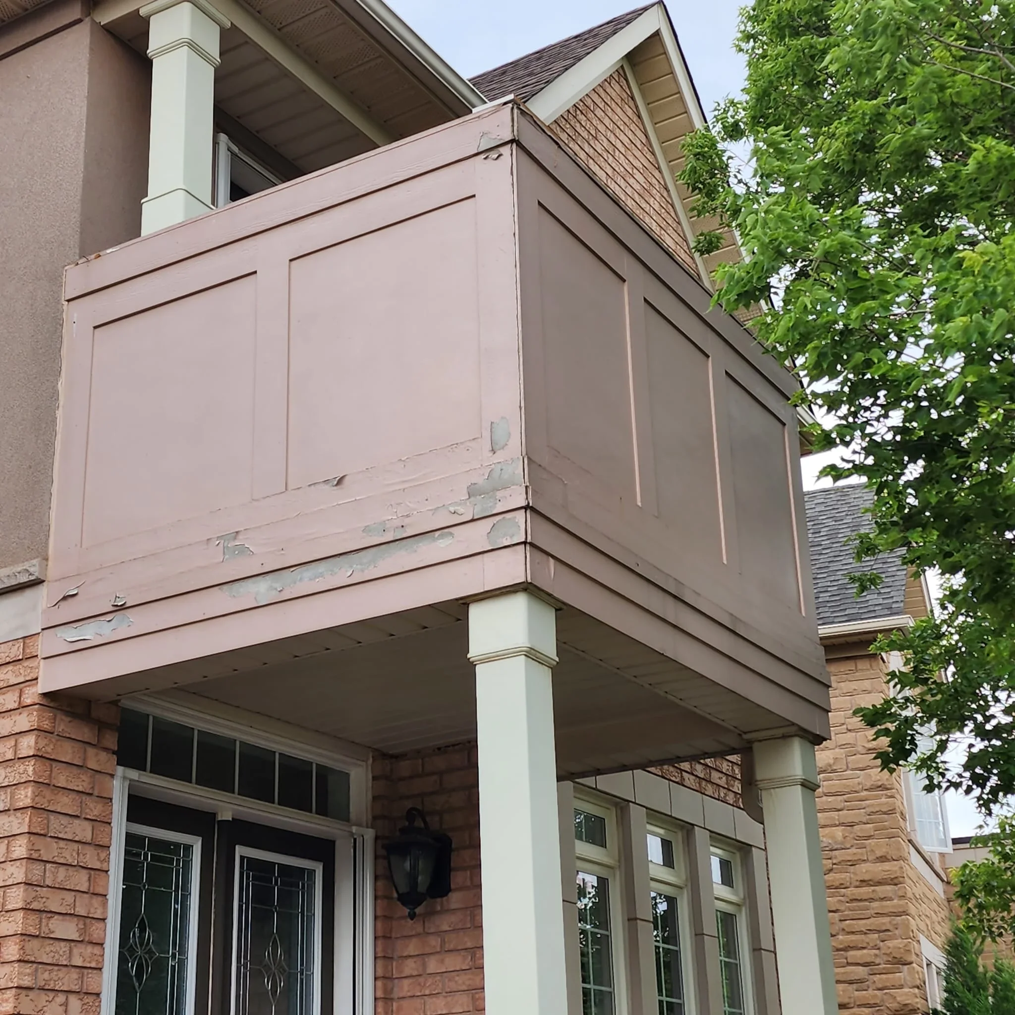 Balcony — photo