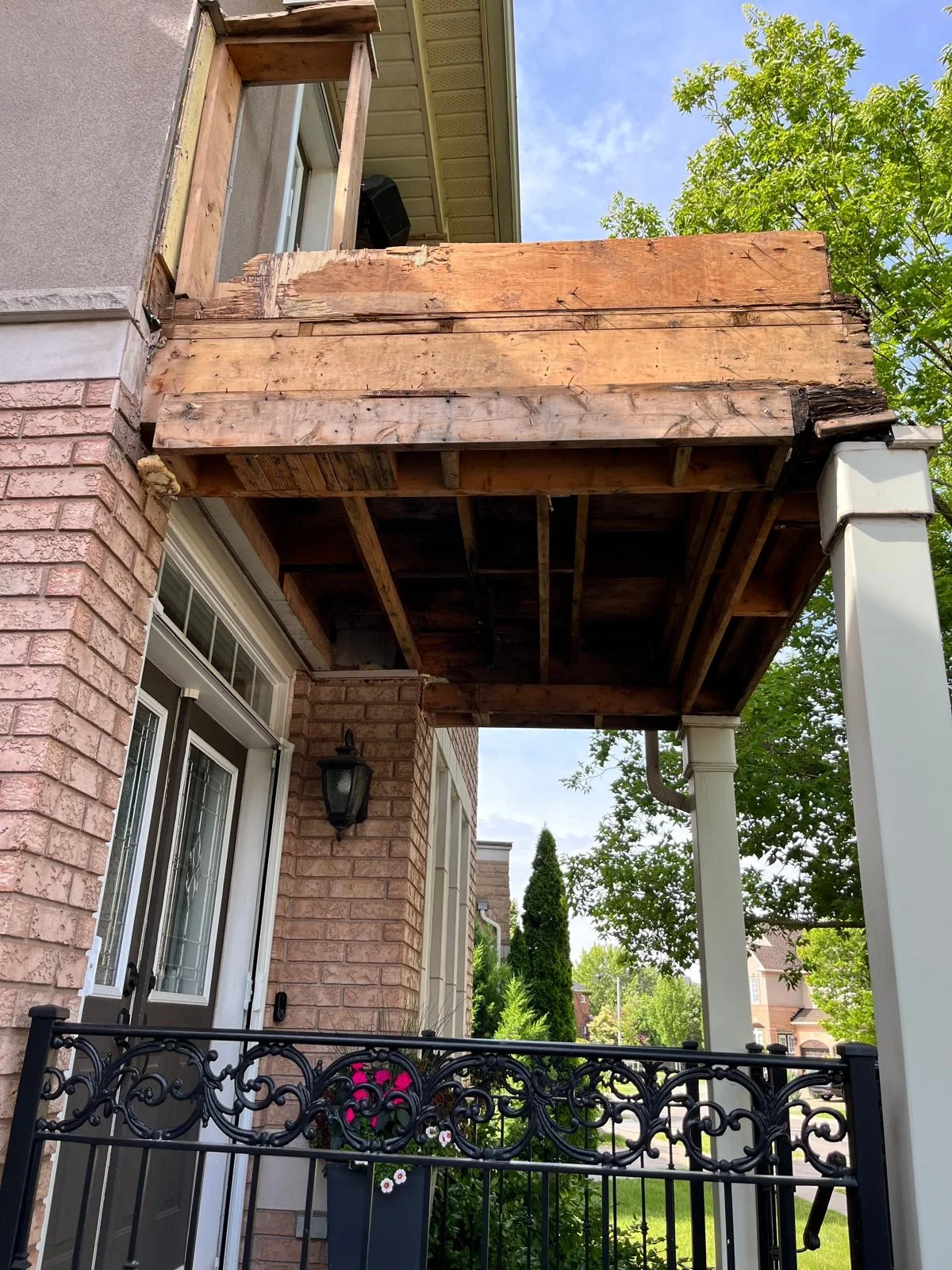 Balcony — photo