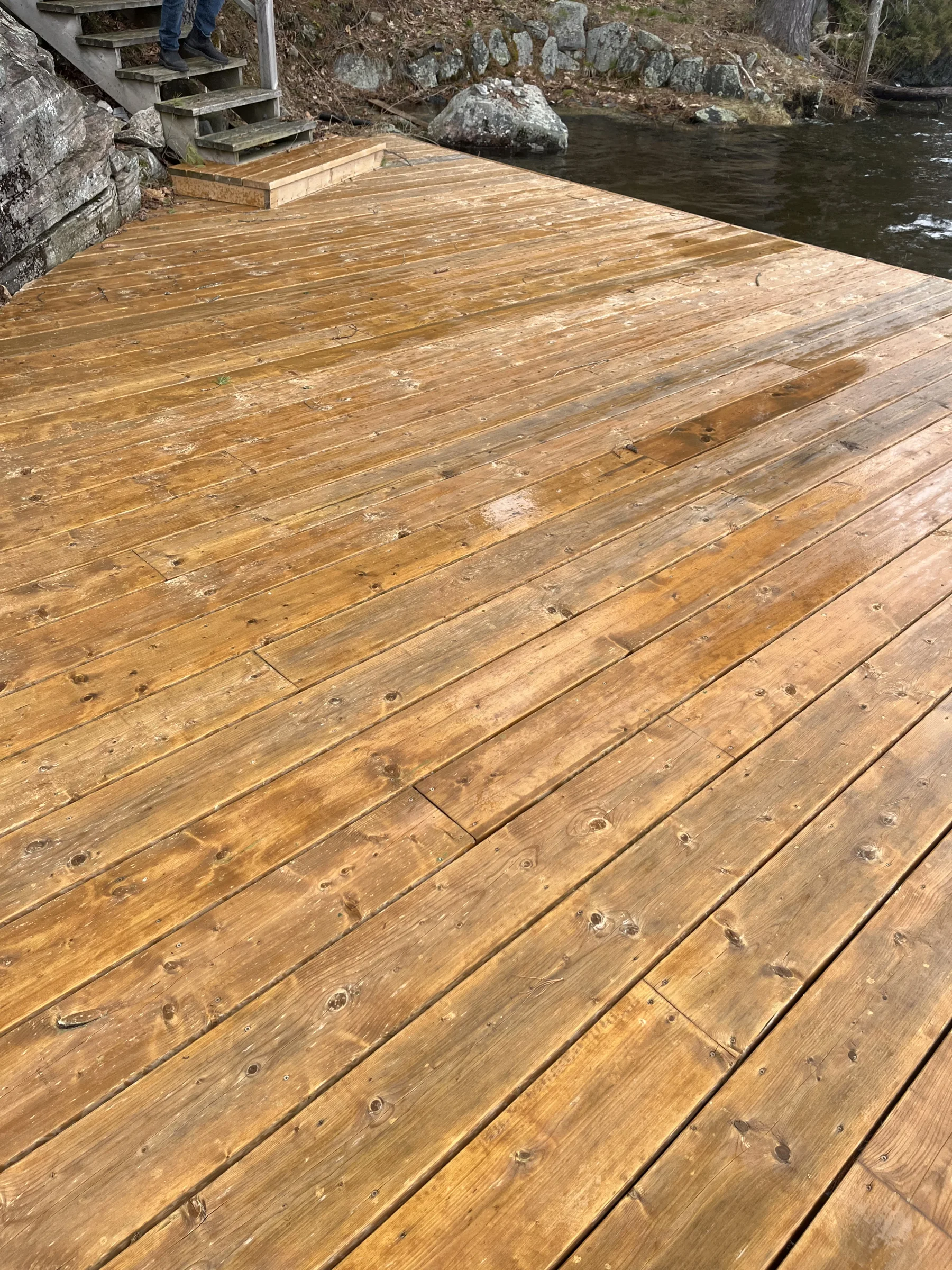 Cottage Deck — photo