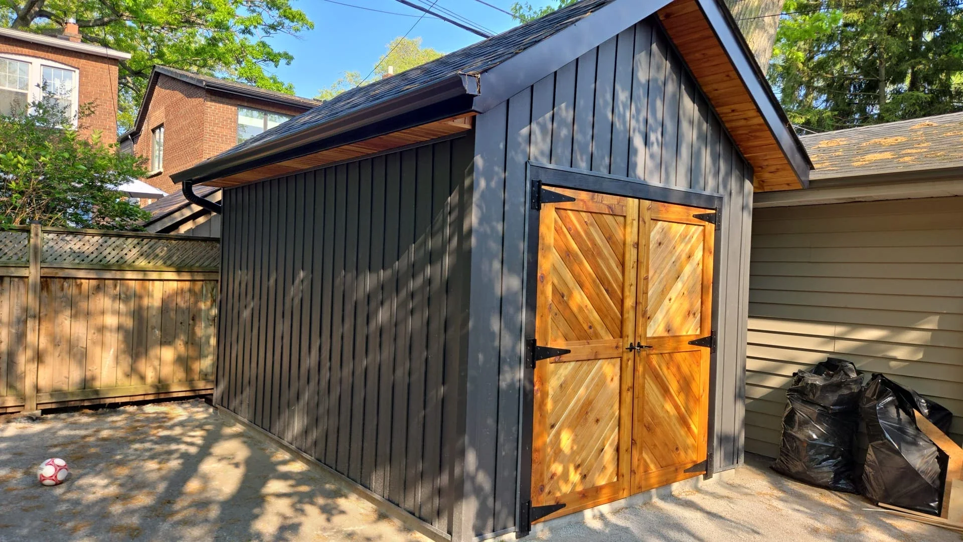 Phil Shed — photo