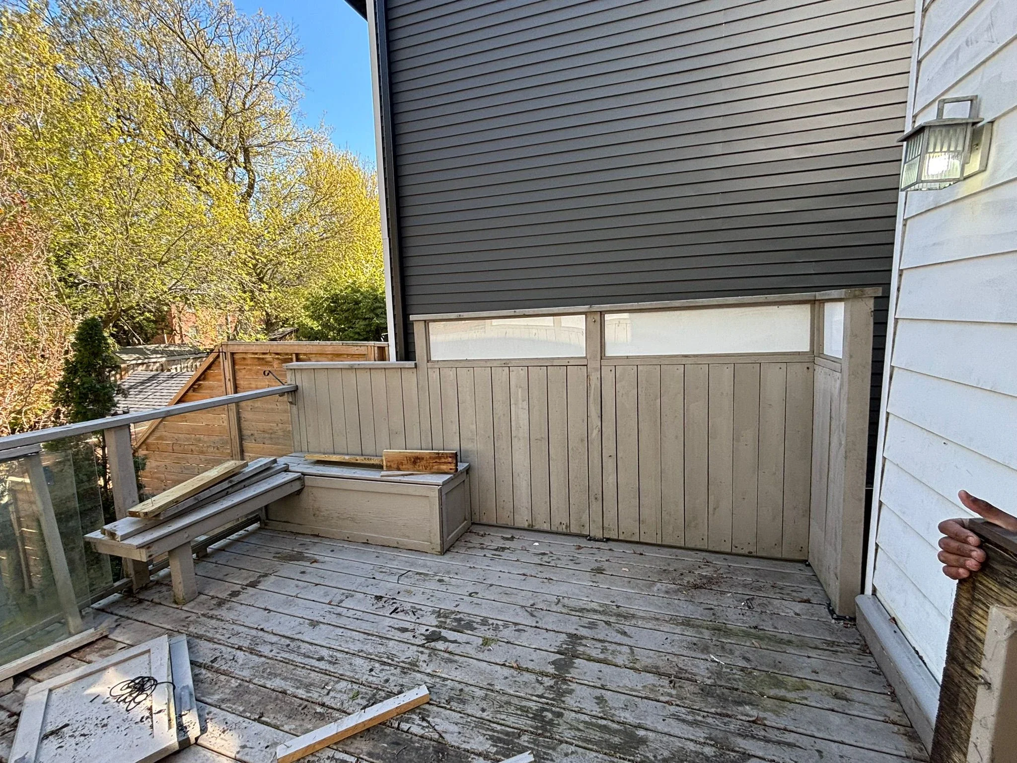 Composite Glass Railing Deck — photo